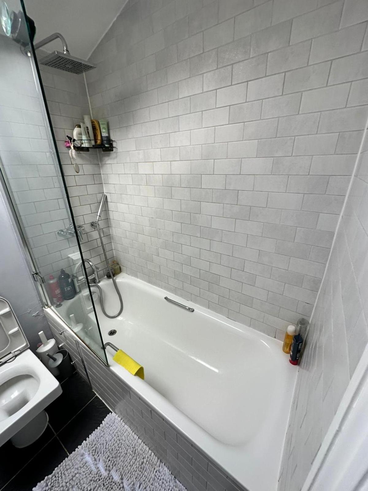 My Sky Secret Garden 1 Bedroom Londra Dış mekan fotoğraf