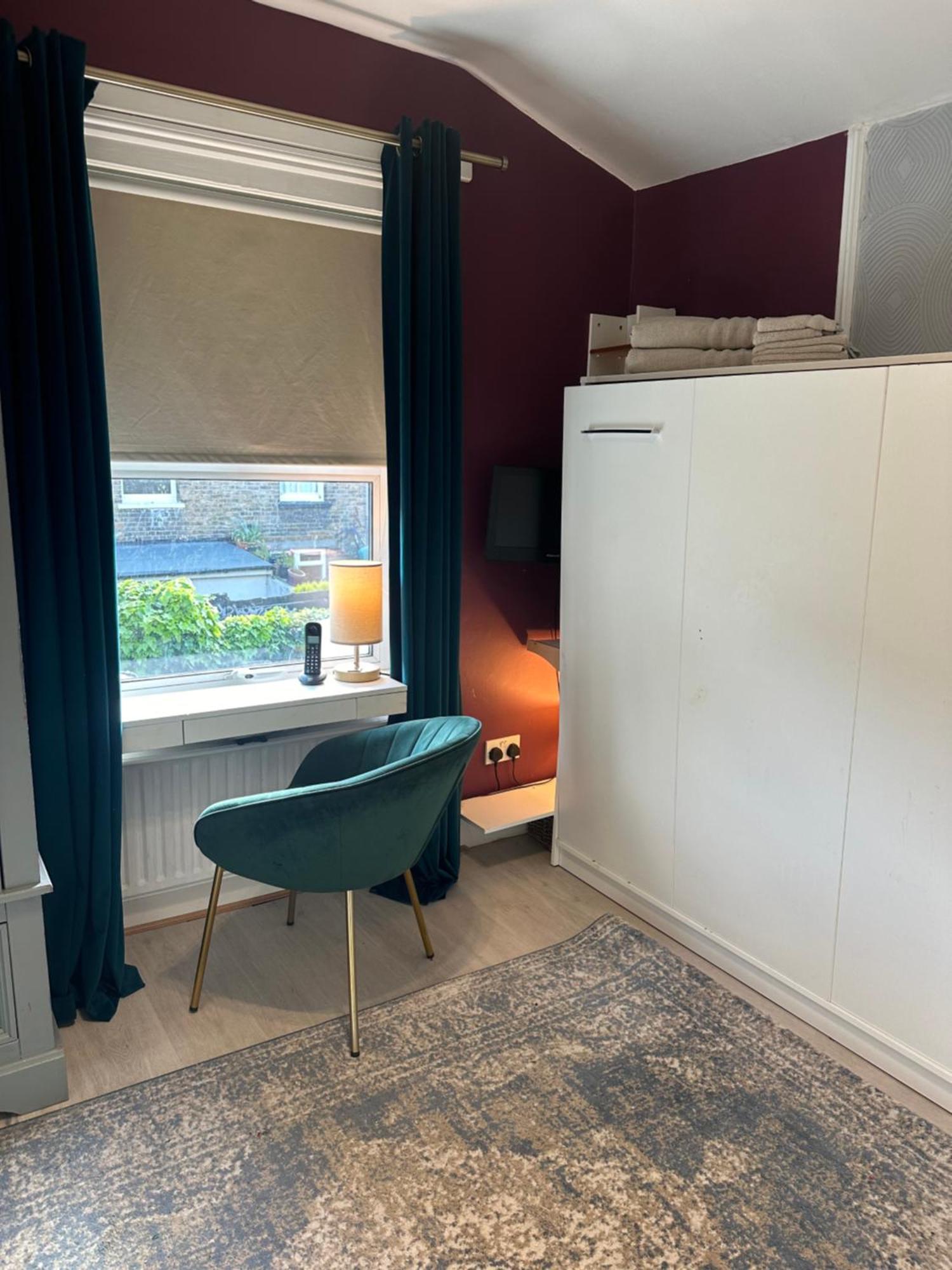 My Sky Secret Garden 1 Bedroom Londra Dış mekan fotoğraf