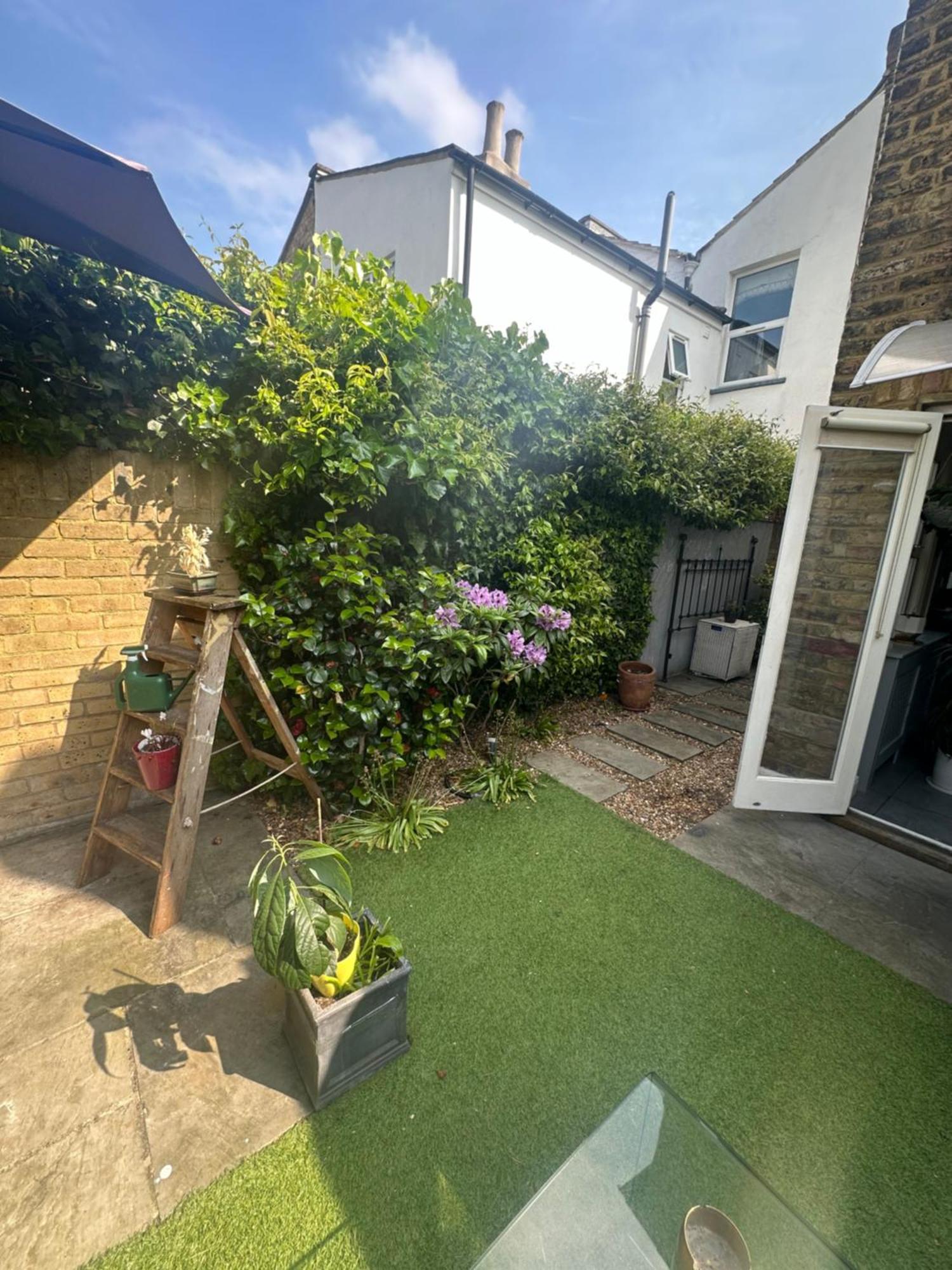 My Sky Secret Garden 1 Bedroom Londra Dış mekan fotoğraf