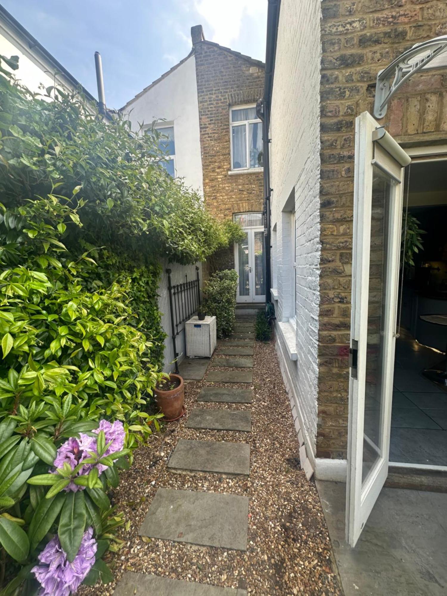 My Sky Secret Garden 1 Bedroom Londra Dış mekan fotoğraf
