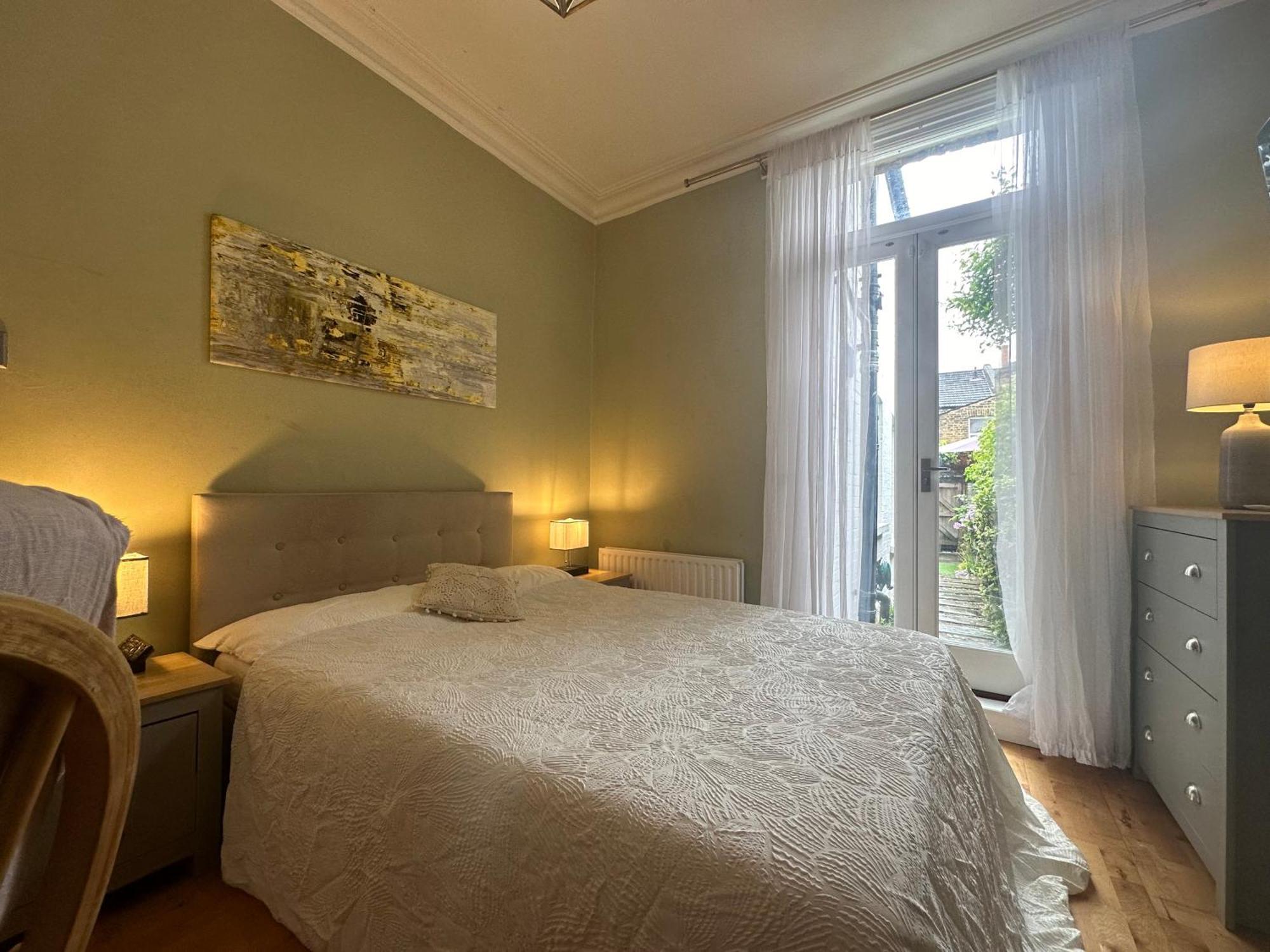 My Sky Secret Garden 1 Bedroom Londra Dış mekan fotoğraf